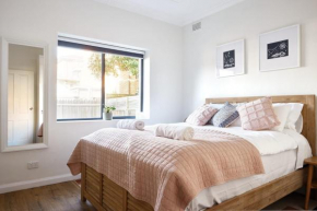 Manly Cosy Retreat - Short walk to beach, Sydney